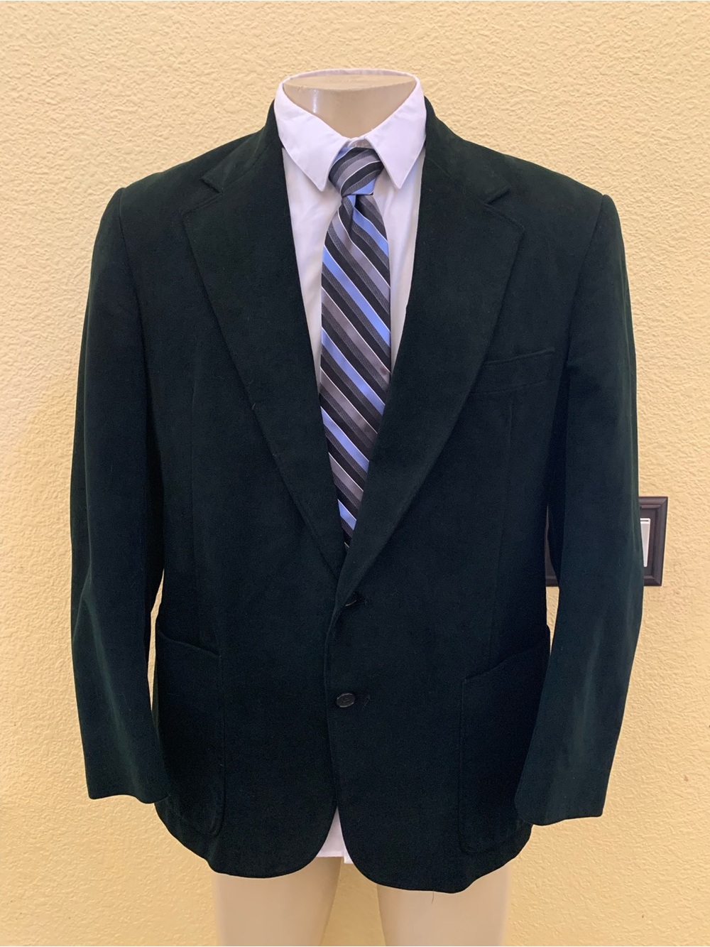 Paco Rabbane Men’s Size 40R Black Ultra Suede Single Breasted Blazer